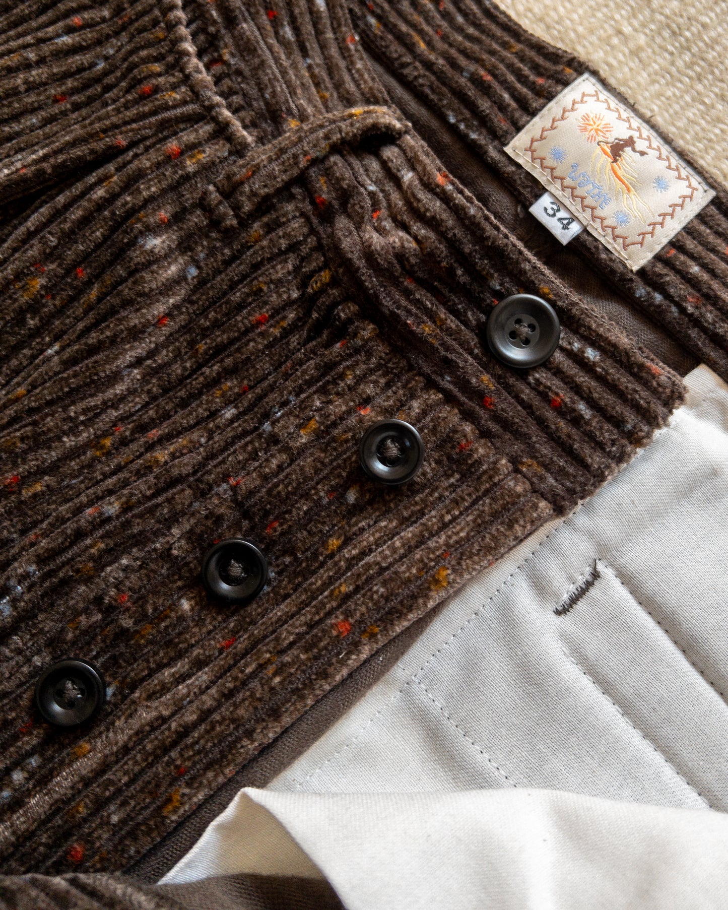 Donegal Corduroy Pleated Chino - Rustic Brown