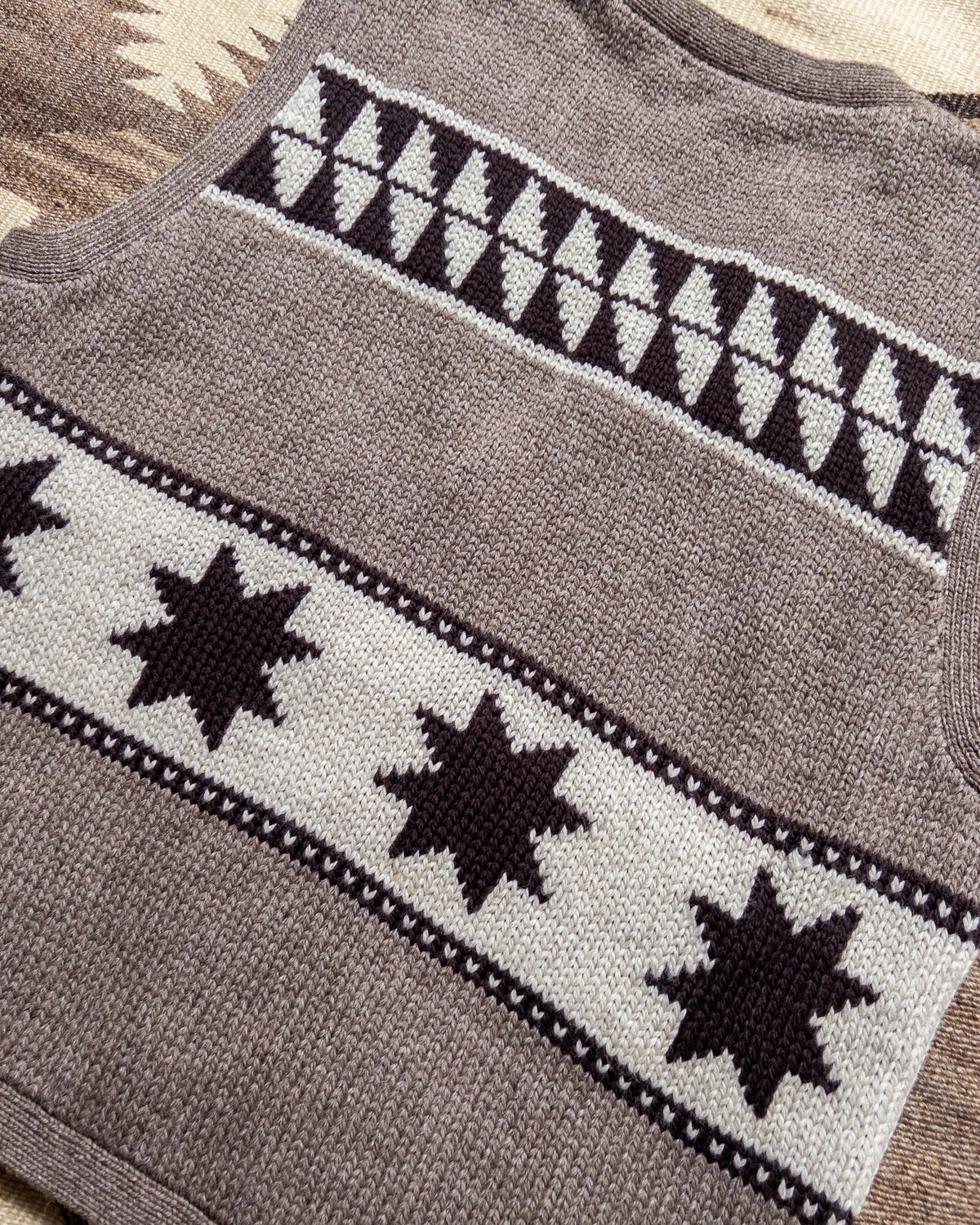 Highland Wool Valero Sweater Vest - Taupe/Cream